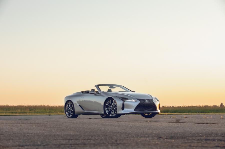 Lexus LC500 Convertible 2020 года  (NA) (фото 40 из 42)